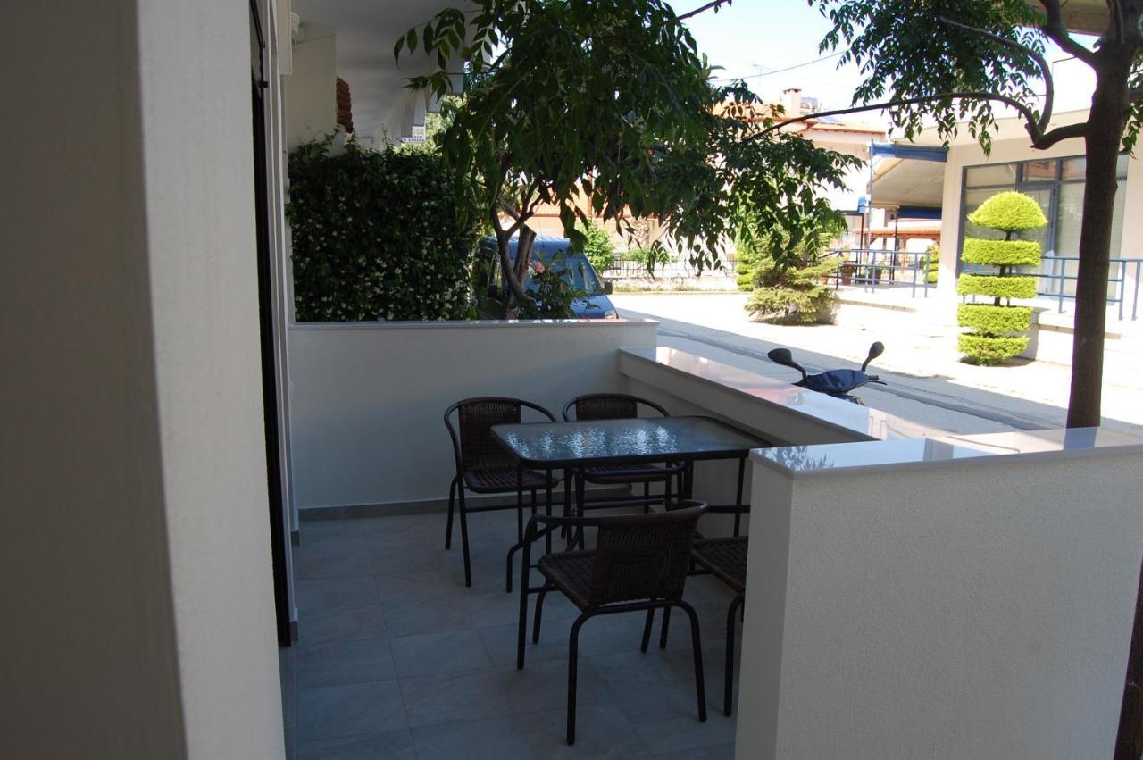 Giorgos Apartments Square Vrasná Exterior foto